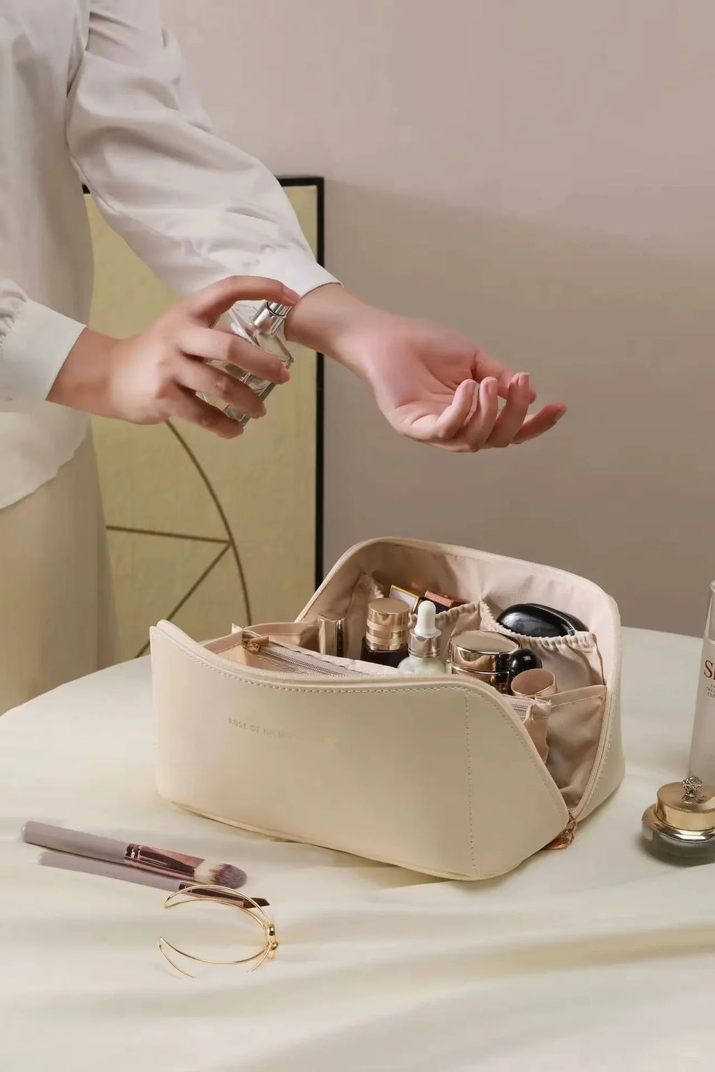 GlowPack Makeup Brush Travel Pouch